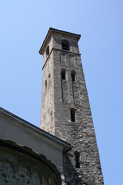 campanile_chiesa_santo_stefano_a_bizzozero.JPG